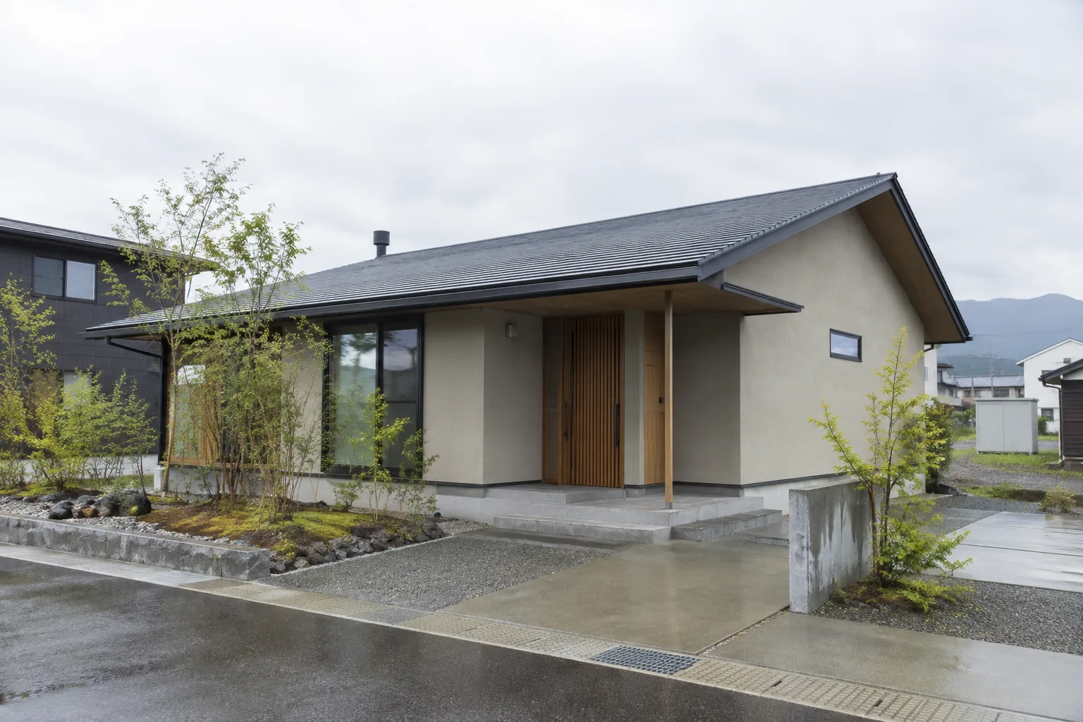 約30坪の暮らしを想像できるシンプルな平屋の参考イメージ